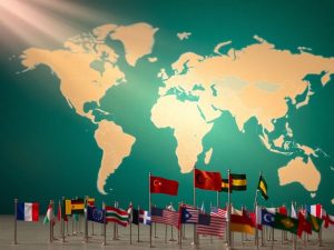 Hărți politice, steaguri naționale, figuri diplomatice interacționând.